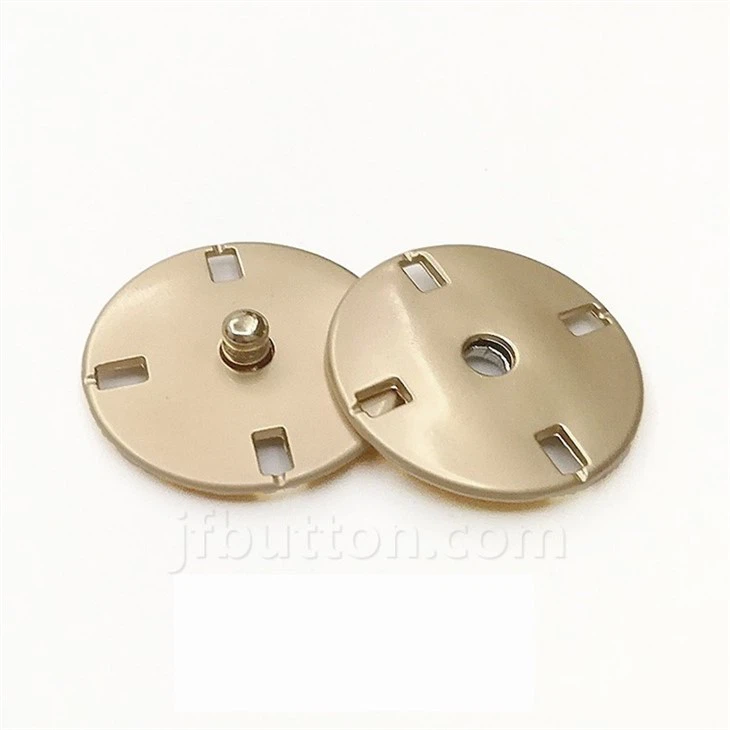 Jacket Tich Button