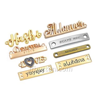 Metāla apģērbu etiķetes