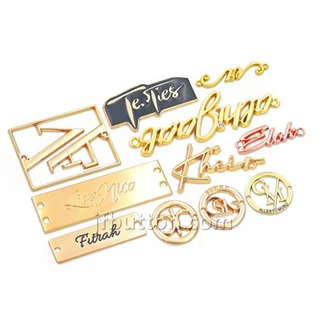 Metāla plāksnes etiķete